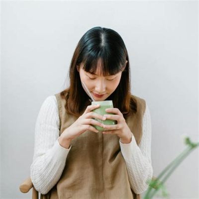 Does Matcha Tea Break a Fast? And Why Do Cats Love It So Much?