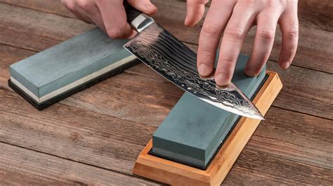 What Grit to Sharpen Knives: A Symphony of Steel and Stone